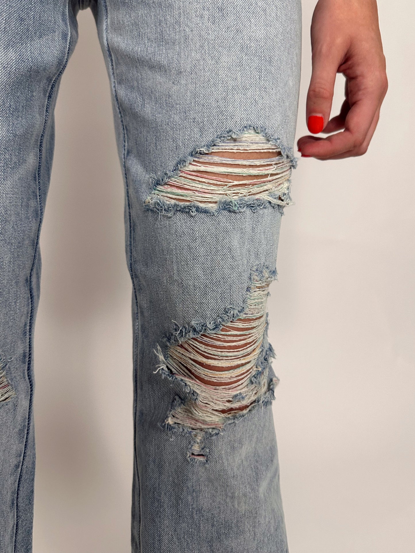 JUDY BLUE - Rainbow Thread Straight Leg Jean