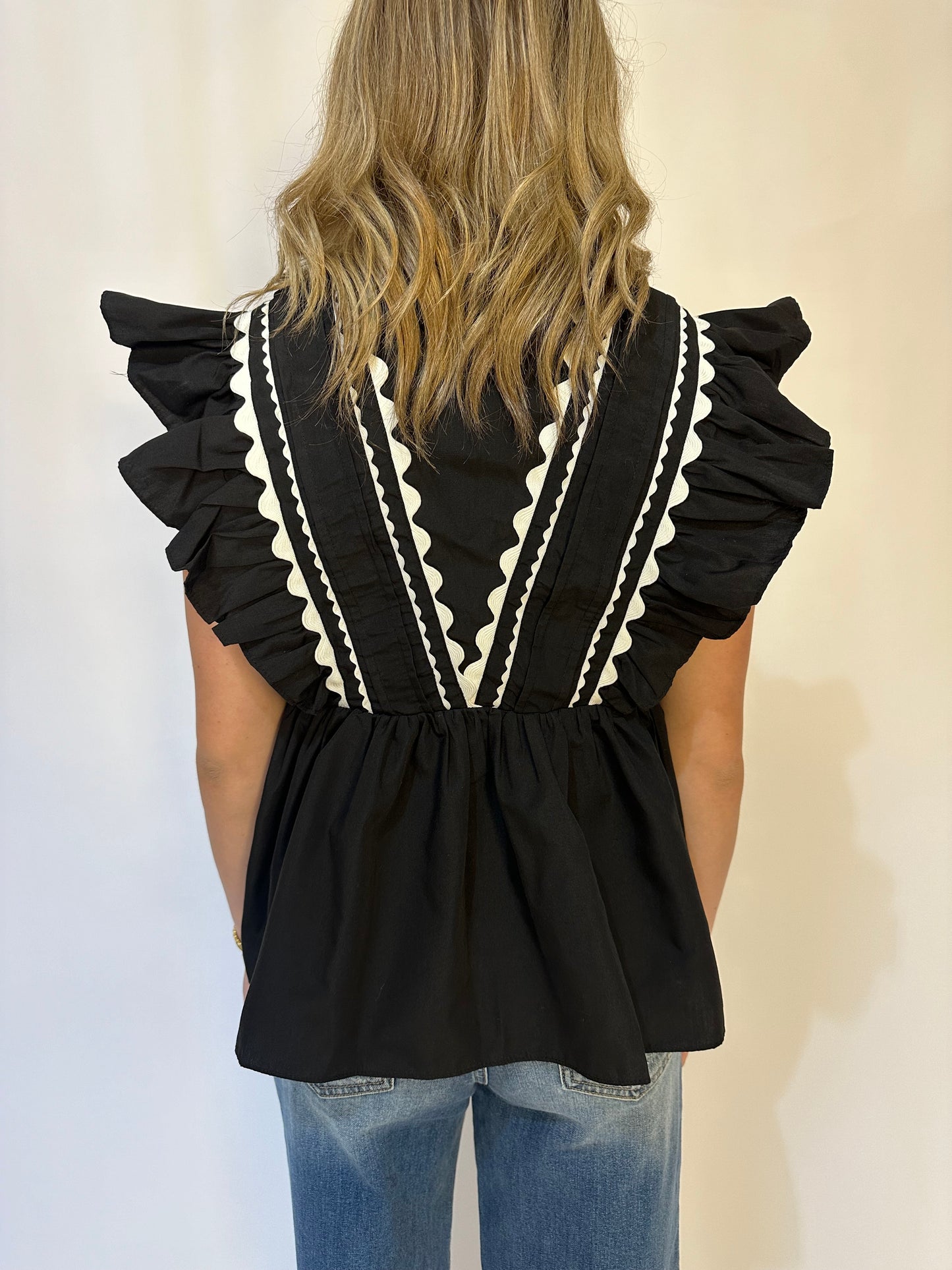 Black Top with White Wave Ruffle Trim