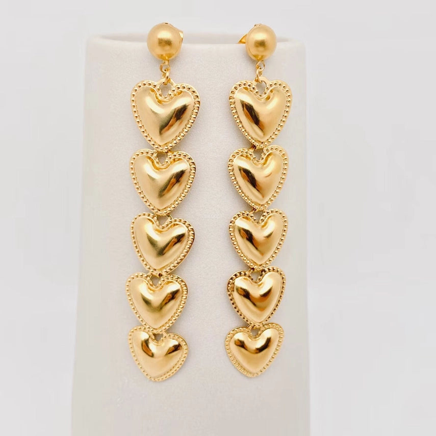 Golden Heart Dangle Earring